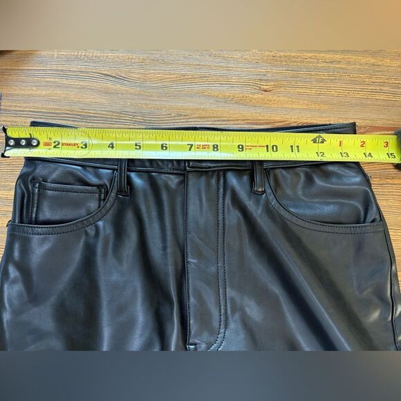 Abercrombie & Fitch Black Straight Ankle Leg faux pant with Sleek Finish - Picture 11 of 14